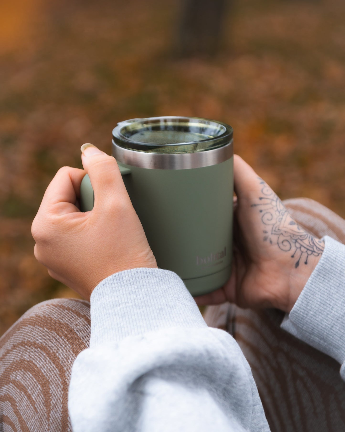 bohtal-insulated-coffee-mug-green-c6 Bohtal_Insulated_Coffee_Mug_Green_lifestyle.jpg