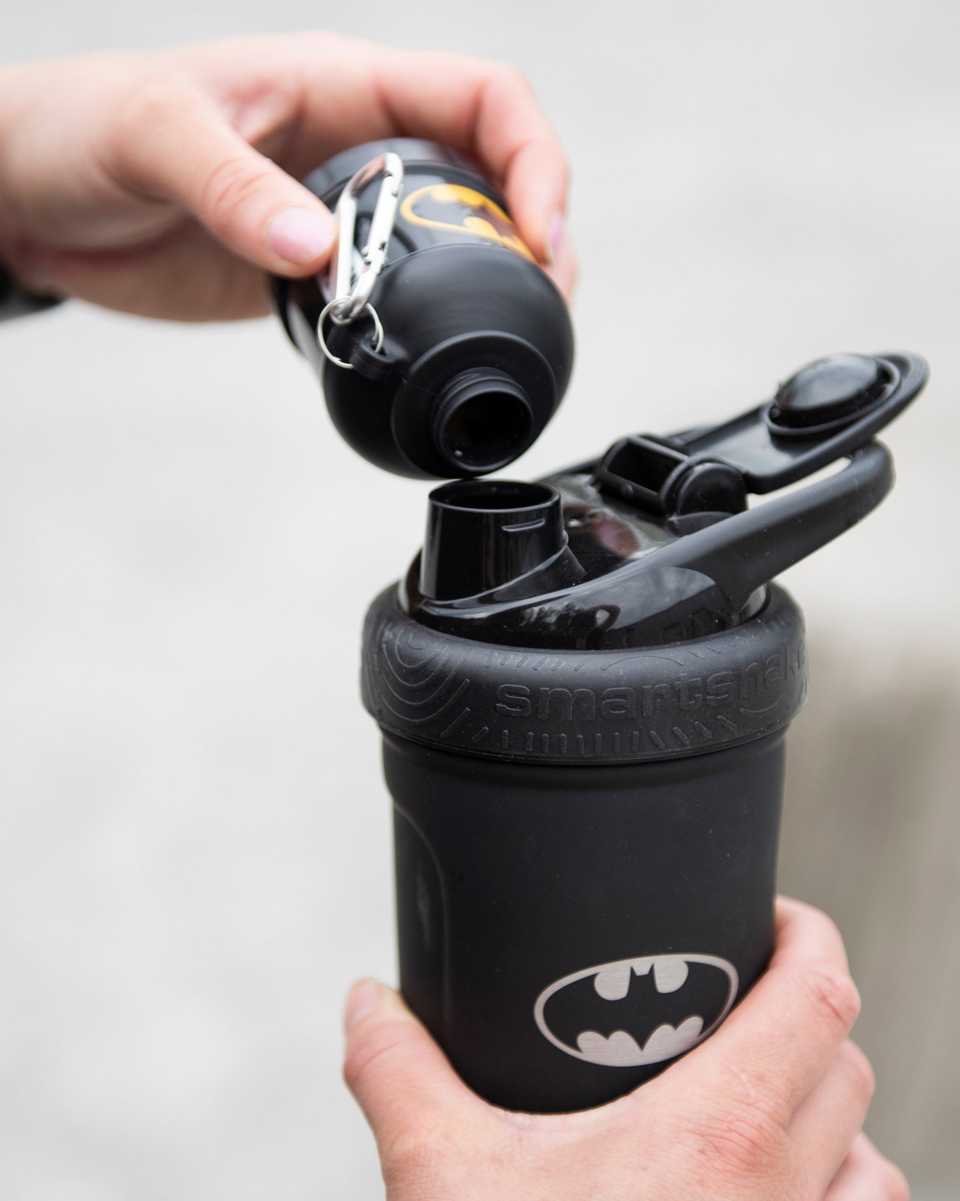 whey2go-funnel-batman-f4 Smartshake_Whey2Go_Batman_Lifestyle.jpg