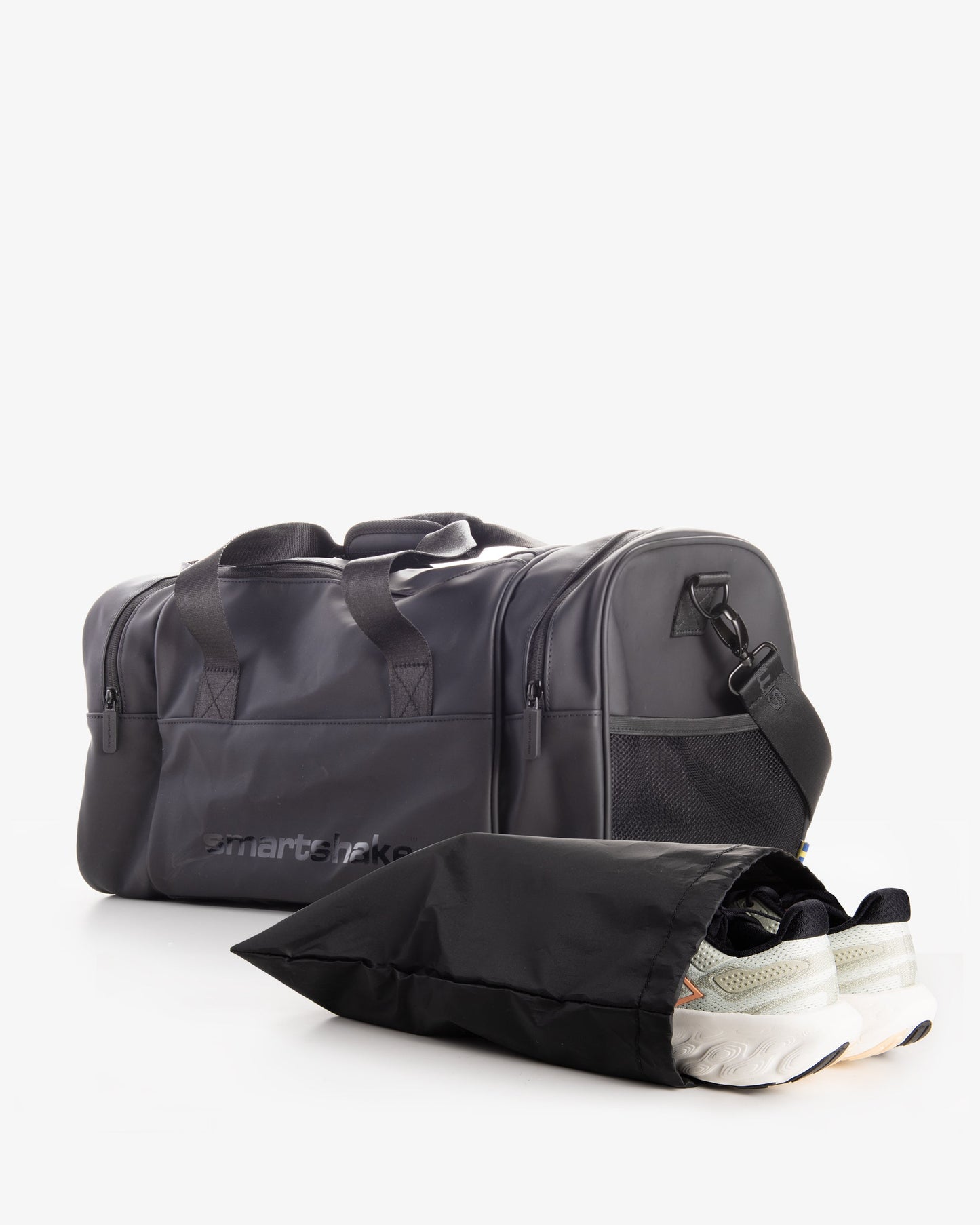gym-bag-black-e3 Smartshake_gym_bag_Black_unassamled_24a00c8d-f290-45f6-bb42-151f345784ff.jpg