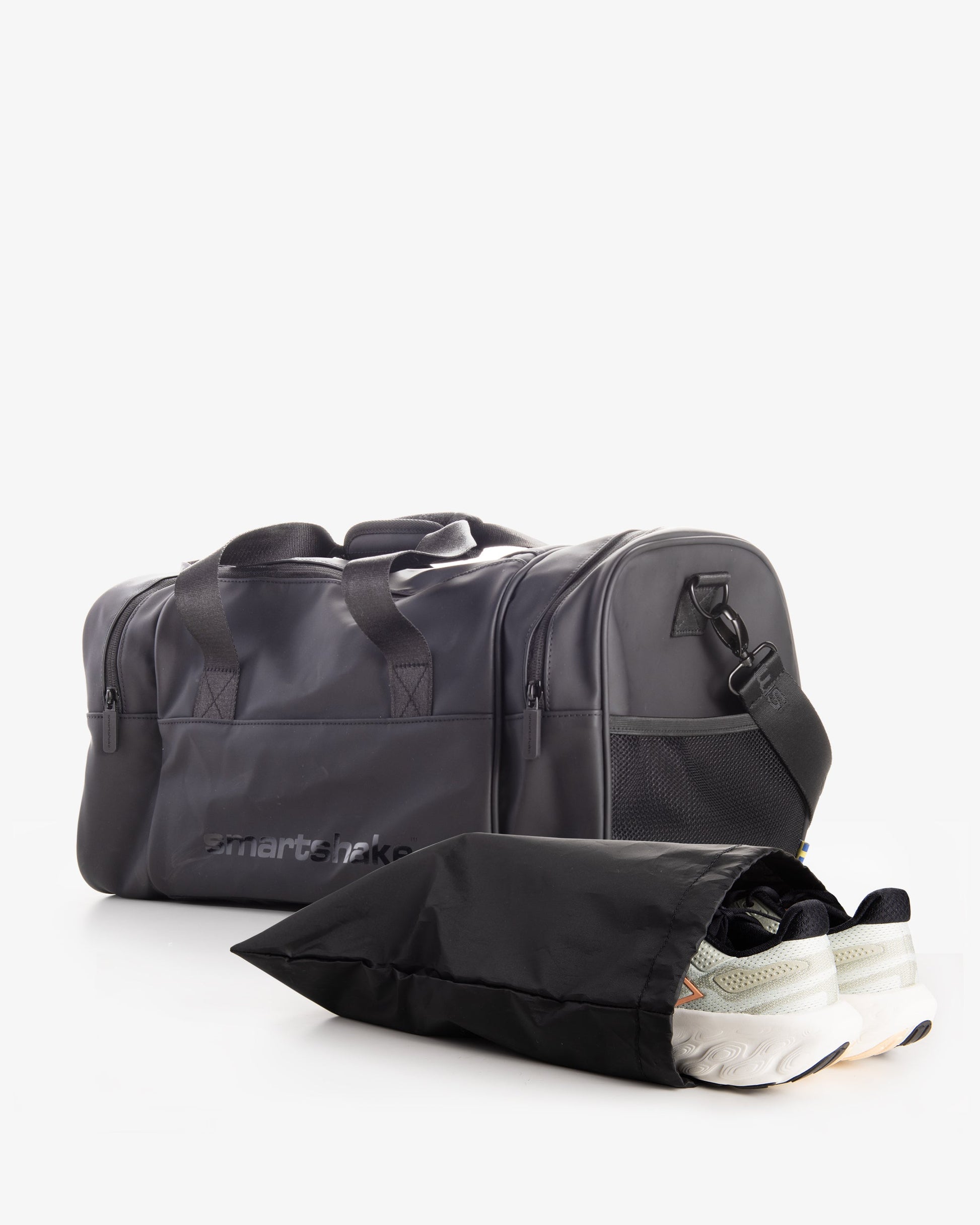 gym-bag-black-e3 Smartshake_gym_bag_Black_unassamled_24a00c8d-f290-45f6-bb42-151f345784ff.jpg