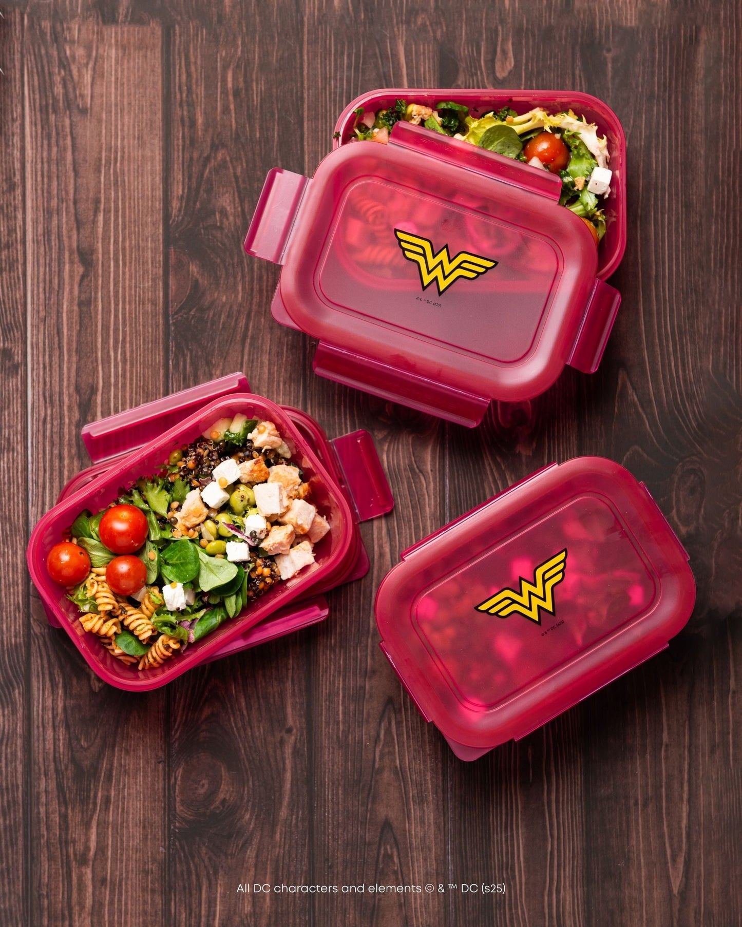 food-storage-container-wonder-woman-e0 WonderWoman_lifestyle.jpg